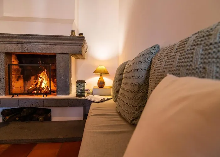 Casa Do Pinheiro With Shared Swimming Pool Nyaraló