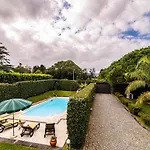 Дом отдыха Casa Do Pinheiro With Shared Swimming Pool Сан-Висенти-Феррейра