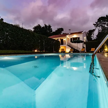 Casa Do Pinheiro With Shared Swimming Pool Casa de Férias Açores