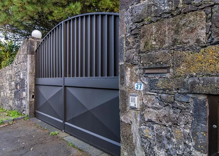 Casa Do Pinheiro With Shared Swimming Pool * São Vicente Ferreira